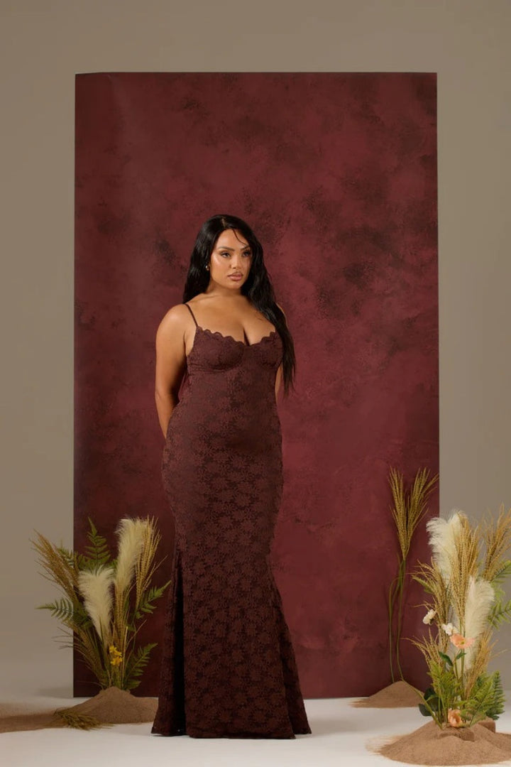 Seraphina | Lace Sculpt Maxi Dress
