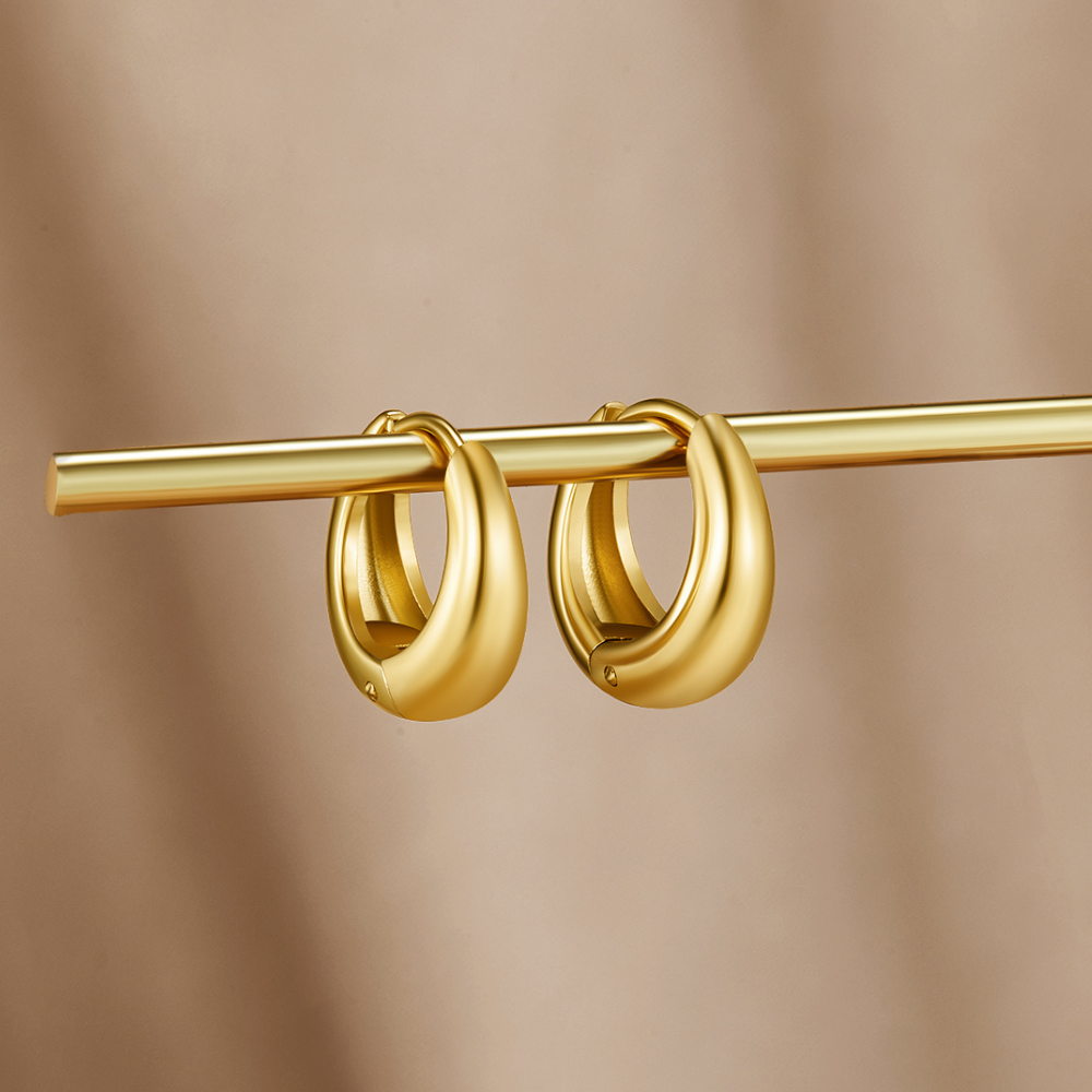 Éloise | Everyday Luxe Gold Hoops