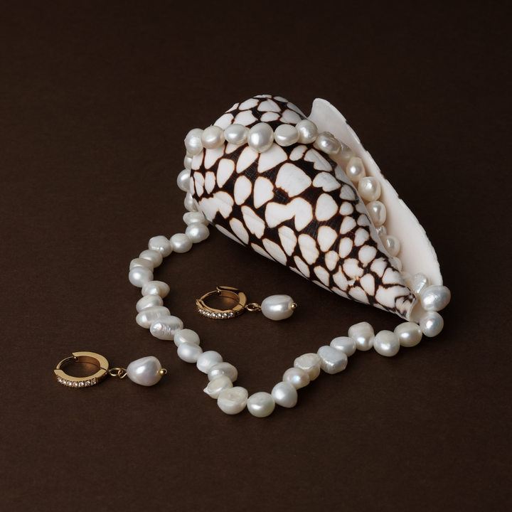 Nia | Freshwater Pearl Hoop Earrings