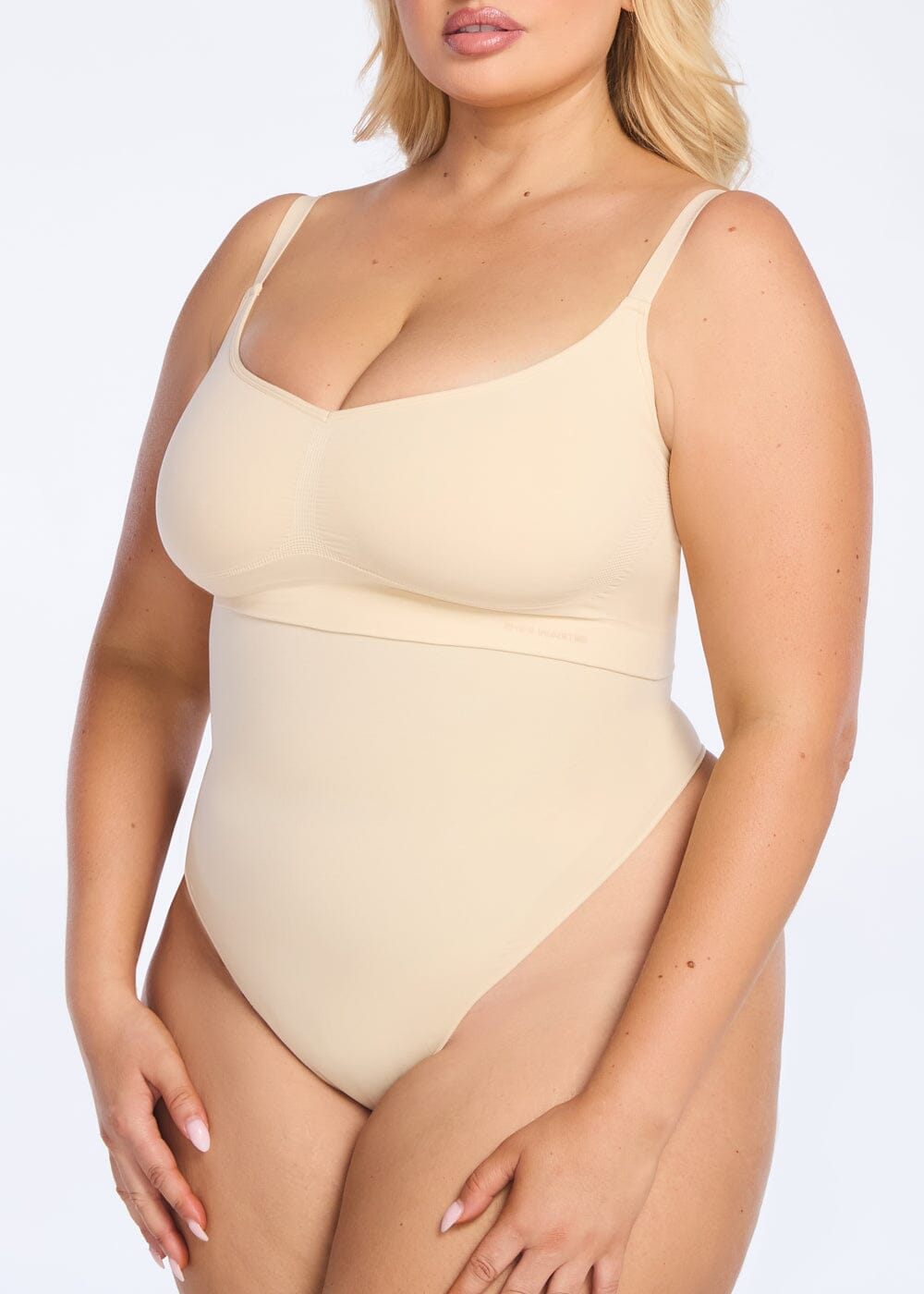 Amélie | Seamless Sculpt High-Waist Thong