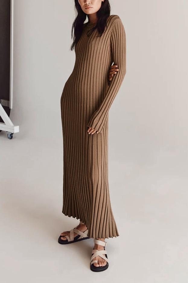 Marjani | Rib Flare Maxi Knit Dress