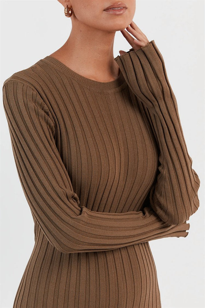 Marjani | Rib Flare Maxi Knit Dress