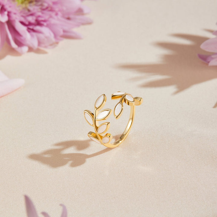 Orielle | Gold Leaf Ring