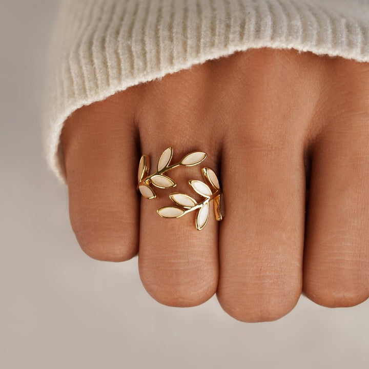 Orielle | Gold Leaf Ring