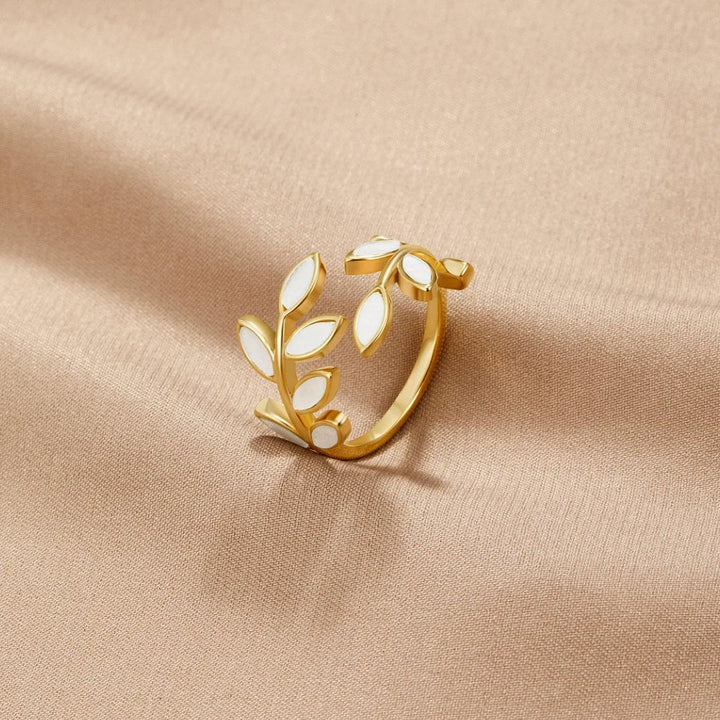 Orielle | Gold Leaf Ring