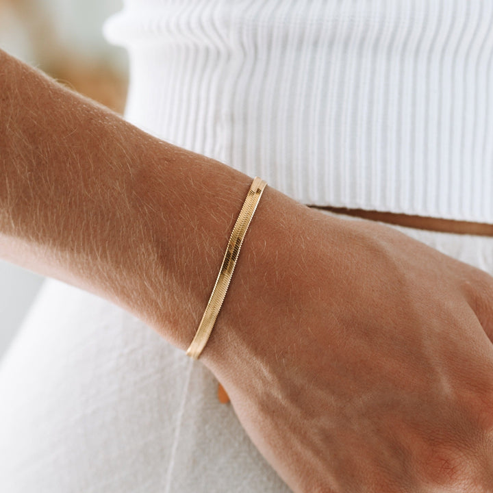 Soléa | 18K Gold Herringbone Bracelet