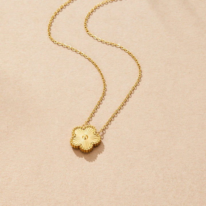 Nerissa | Golden Clover Necklace