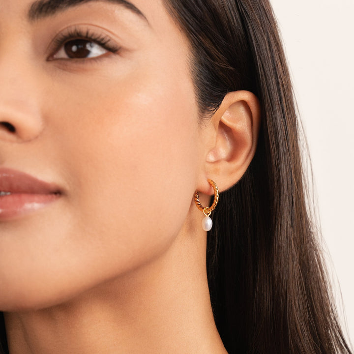 Zaria |  Pearl Twist Earrings