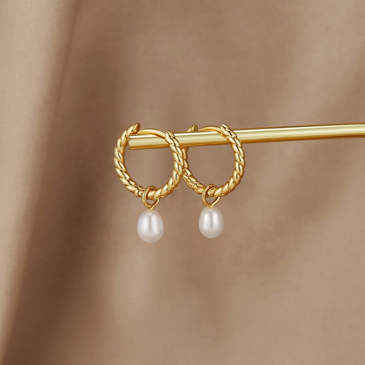 Zaria |  Pearl Twist Earrings
