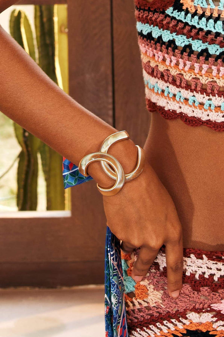 Meira | Metallic Textured Geometric Bracelet