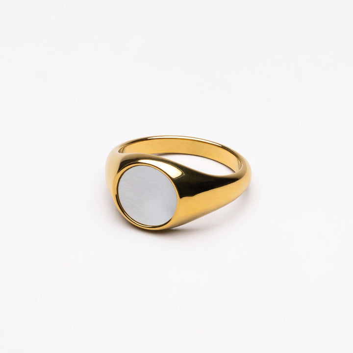 Nayara | Mother Of Pearl Ring