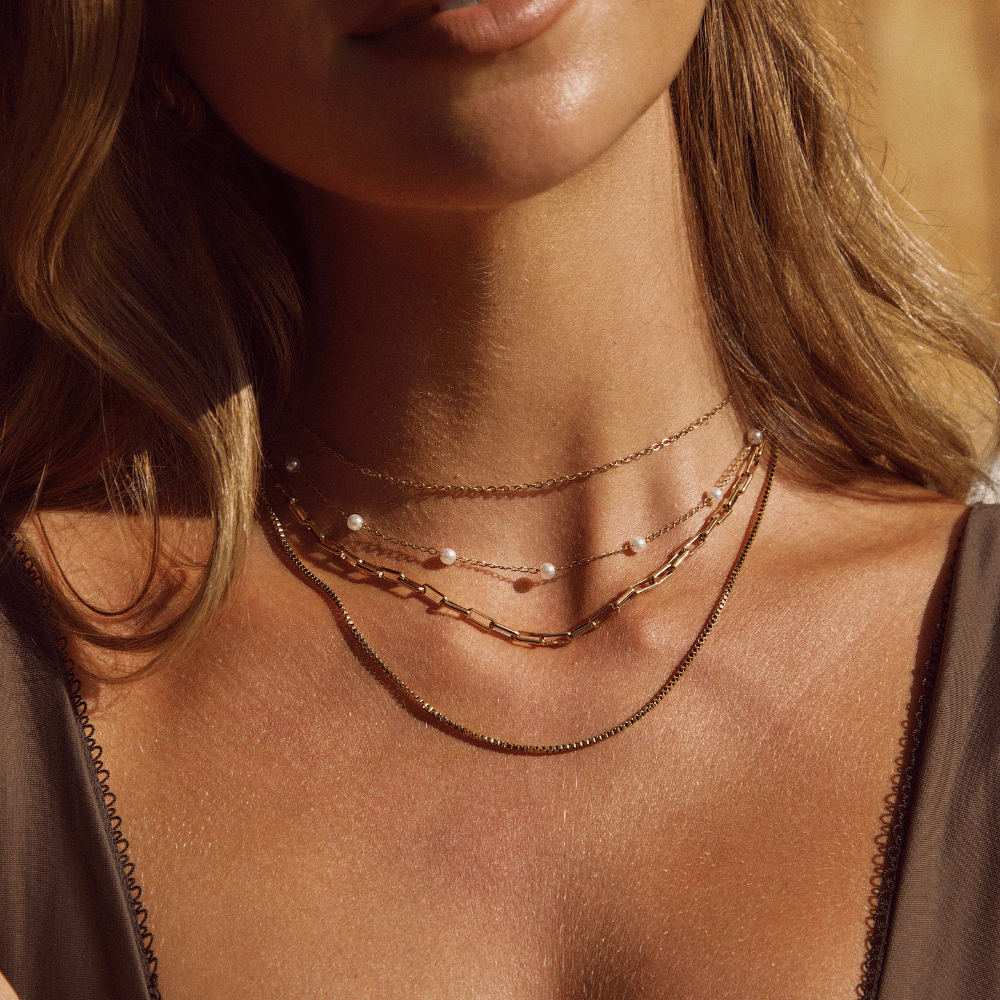Aeris | Pearl Accent Gold Necklace