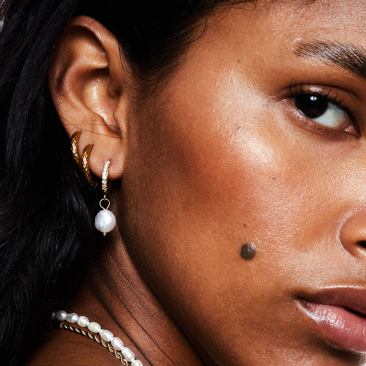 Nia | Freshwater Pearl Hoop Earrings