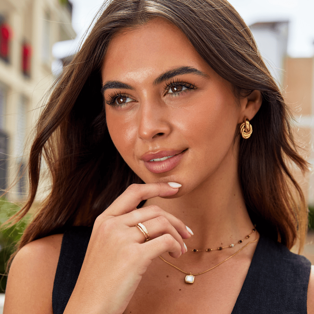 Anela | Twisted Gold Hoop Earrings